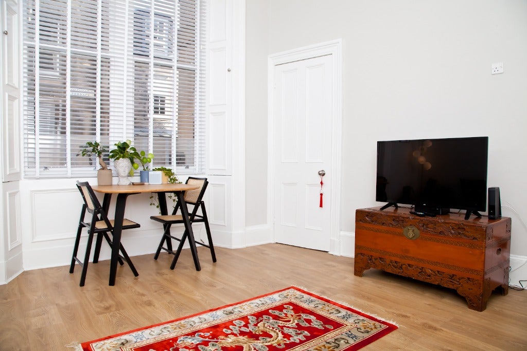 Flat Roseneath Terrace in City of Edinburgh