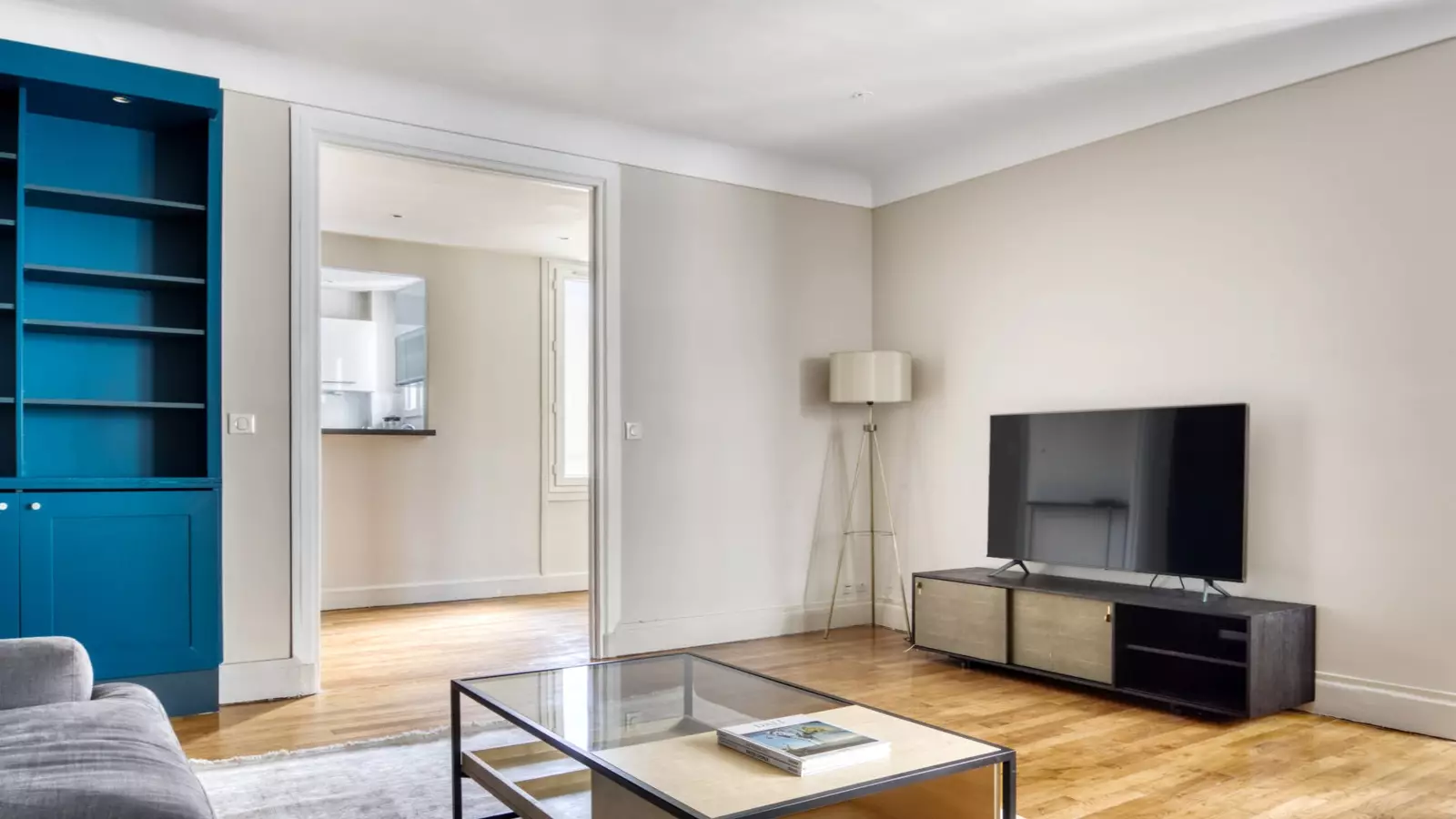 Flat Avenue des Ternes in Paris