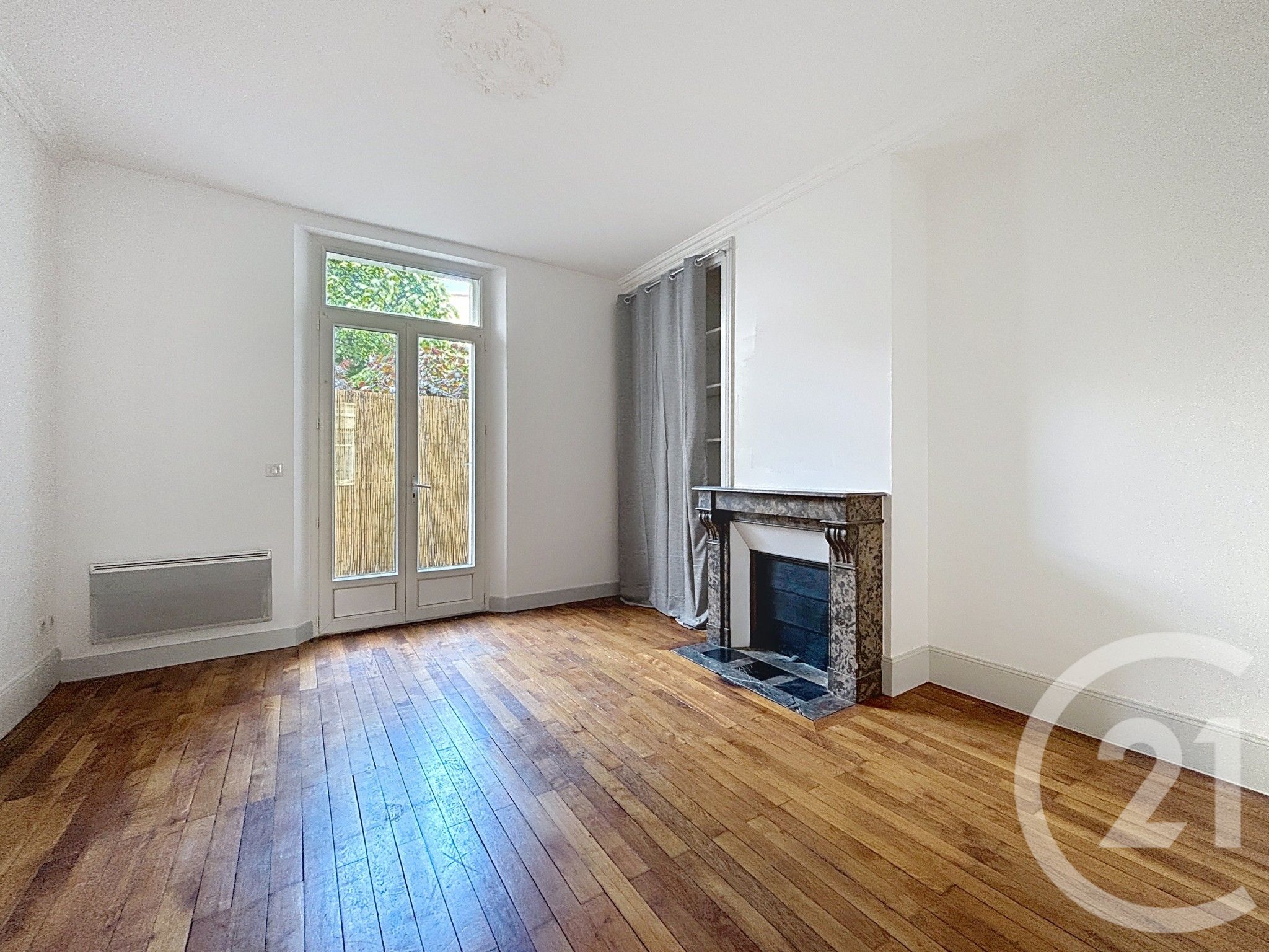 Appartement Place Jean Jaurès à Tours