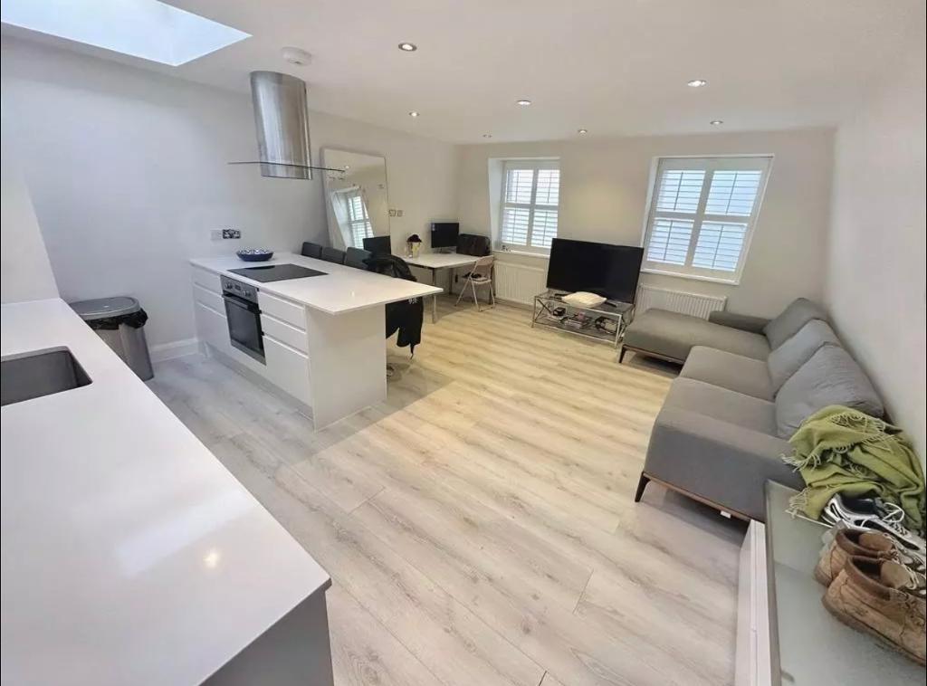 Flat Fulham Road in Greater London