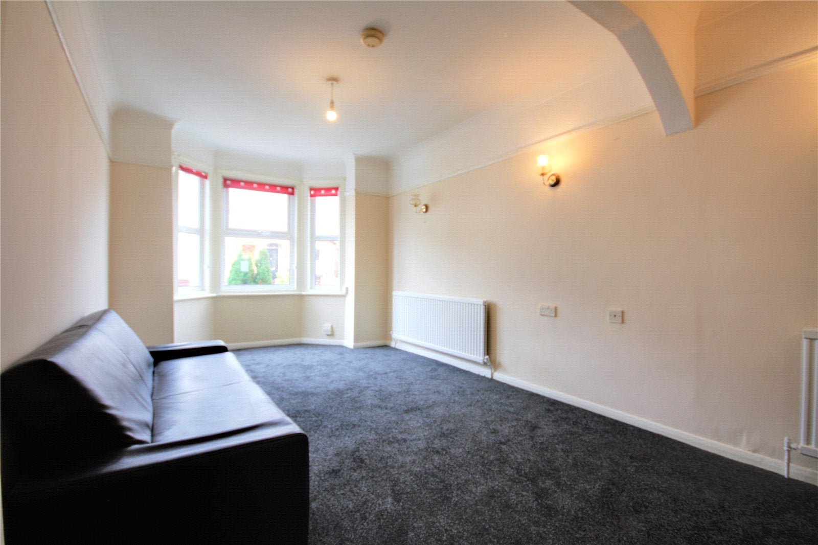 Flat Beecham Road in Reading