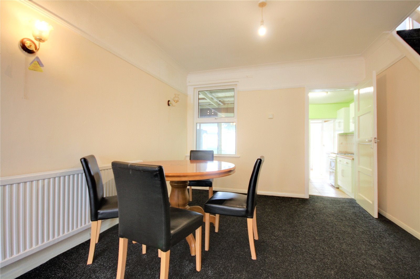 Flat Beecham Road in Reading