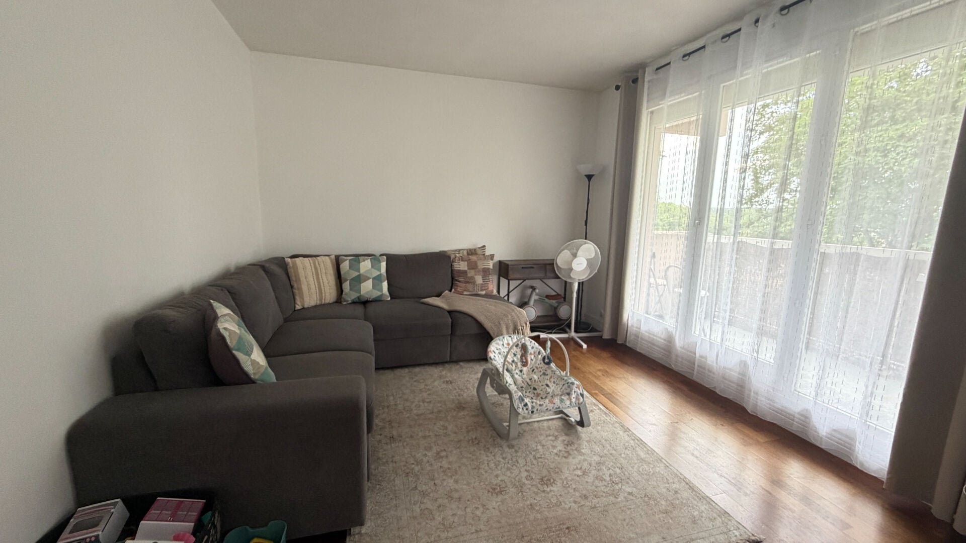 Appartement Desserte Ernest Cognacq à Évry