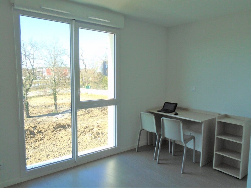 Flat Rue Schyller in Villenave-d'Ornon