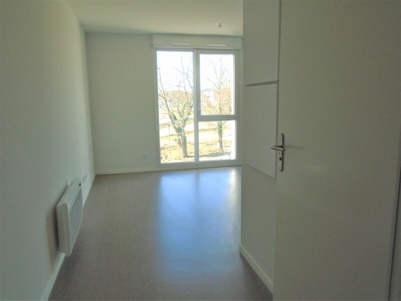 Flat Rue Schyller in Villenave-d'Ornon