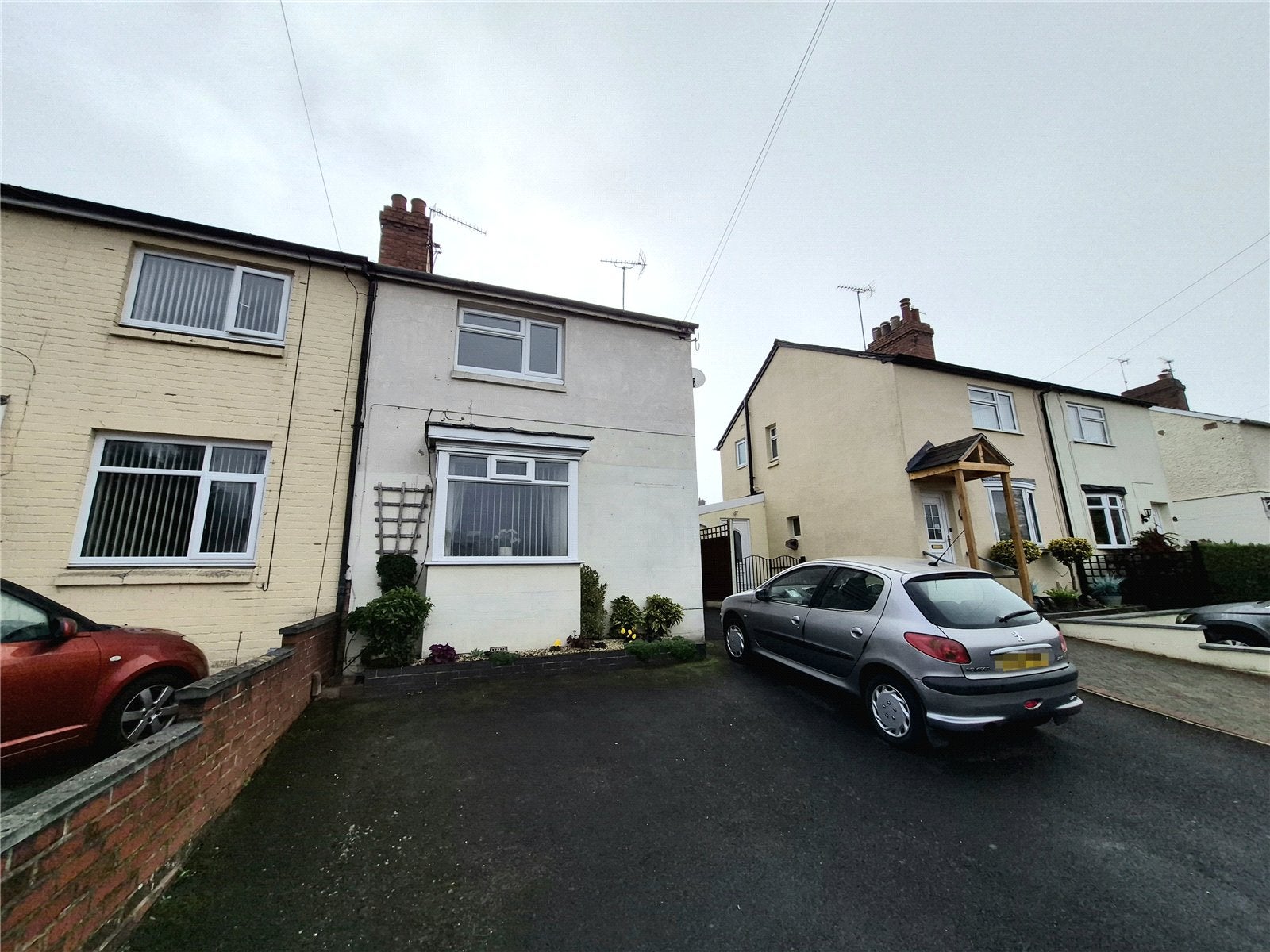 Flat Woodward Road in Wyre Forest