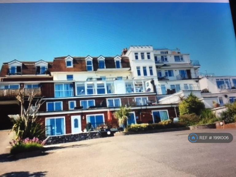 Flat Alta Vista Road in Paignton