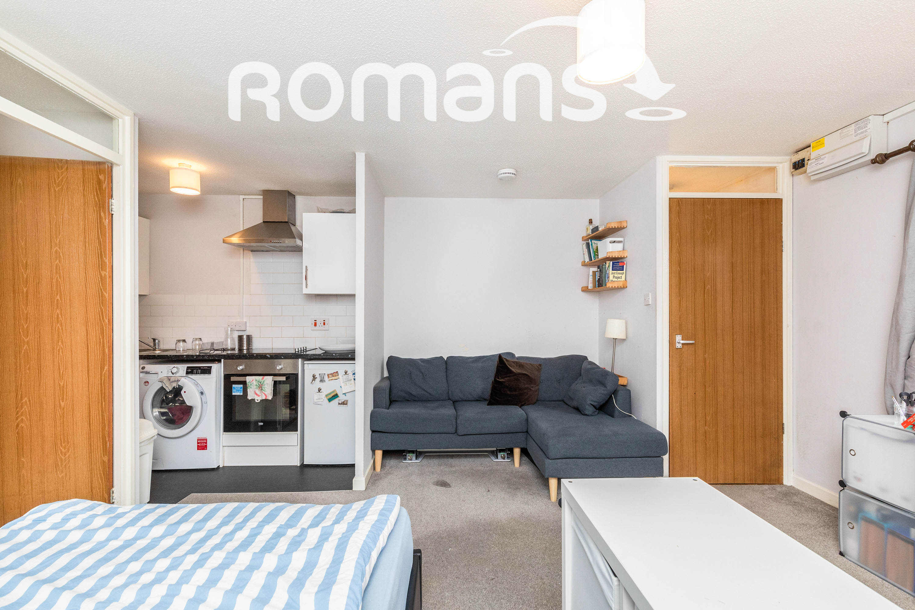 Flat Gefle Close in Bristol