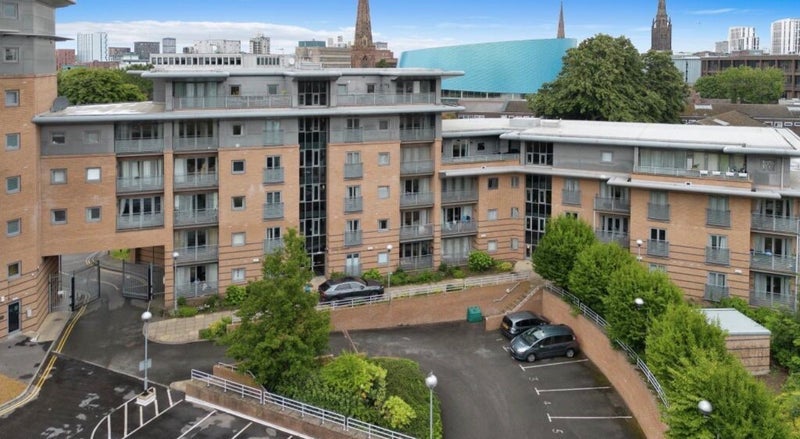 Flat The Quadrant in Coventry