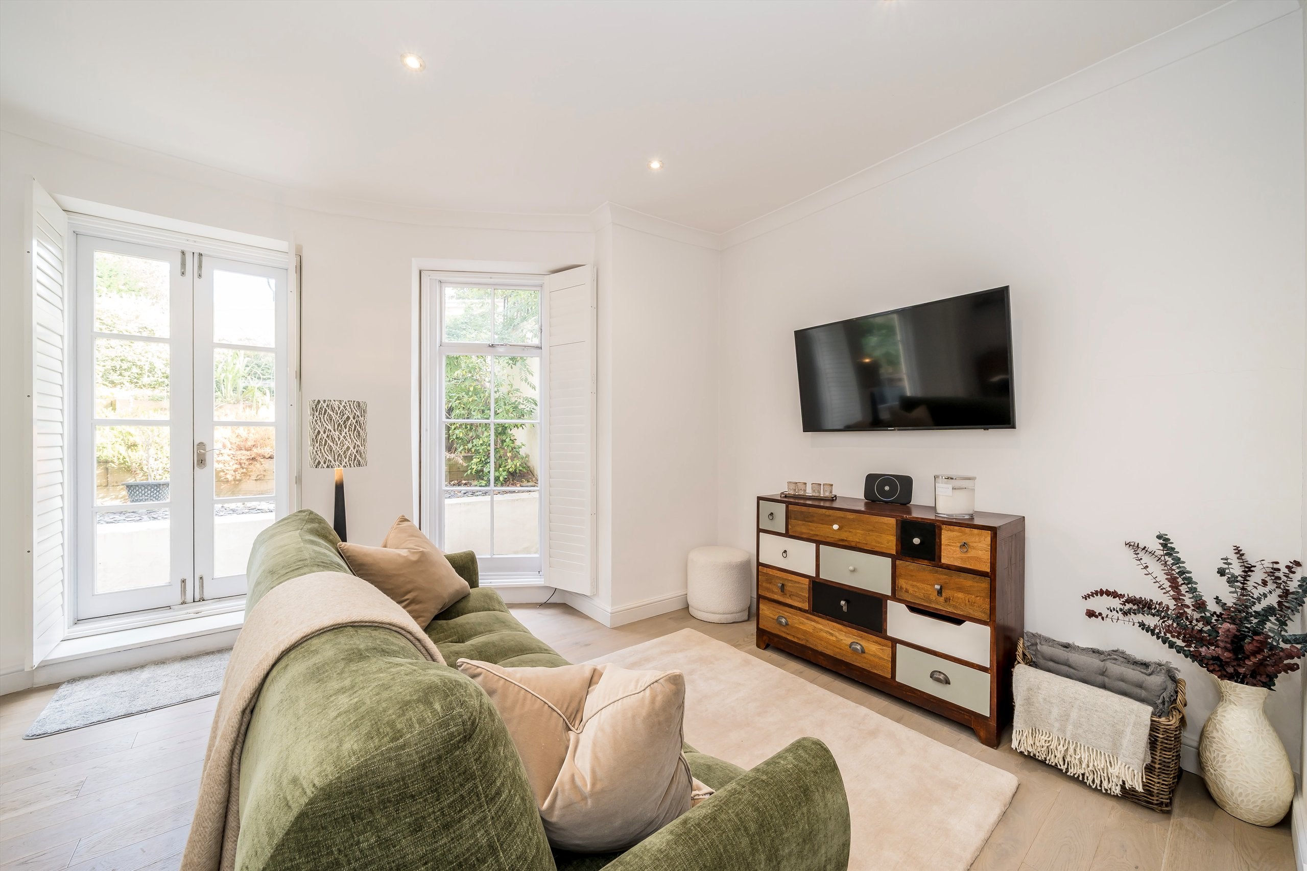 Flat Warwick Avenue in City of Westminster