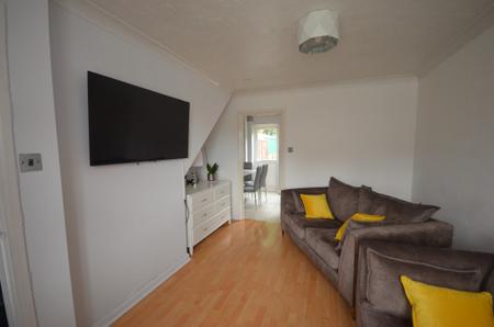 House Lyveden Way in Corby