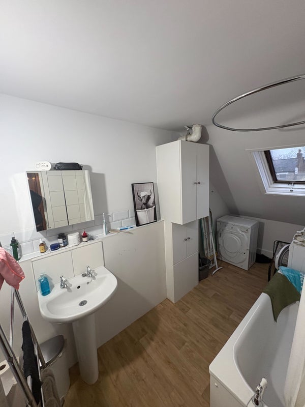 Flat Petherton Road in Greater London