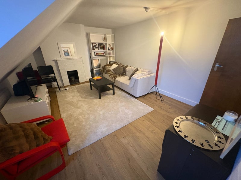 Flat Petherton Road in Greater London