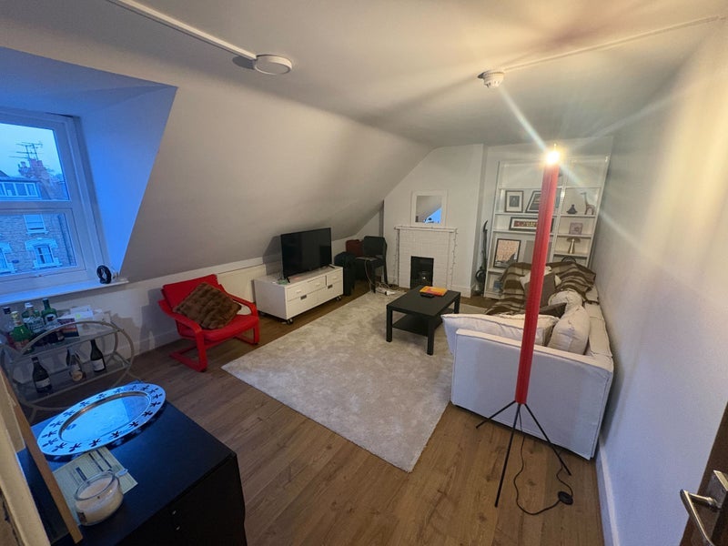 Flat Petherton Road in Greater London