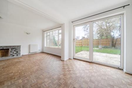 House Kingfisher Close in Basingstoke and Deane