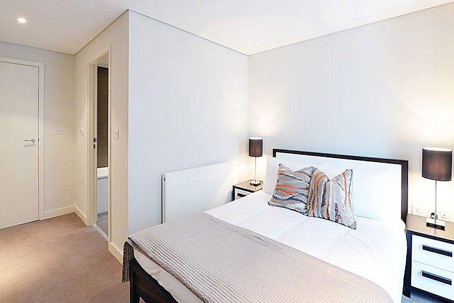 Flat Merchant Square in City of Westminster