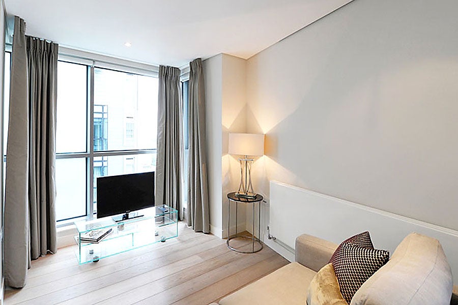 Flat Merchant Square in City of Westminster