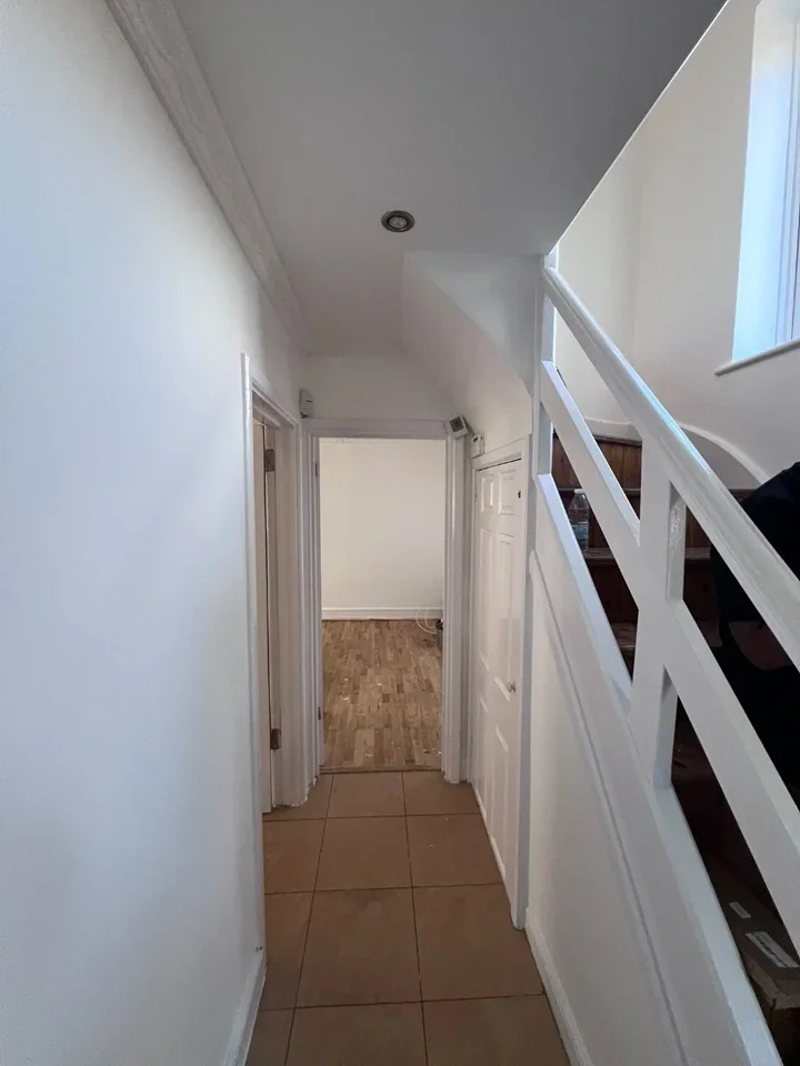 House Wilbury Way in Greater London
