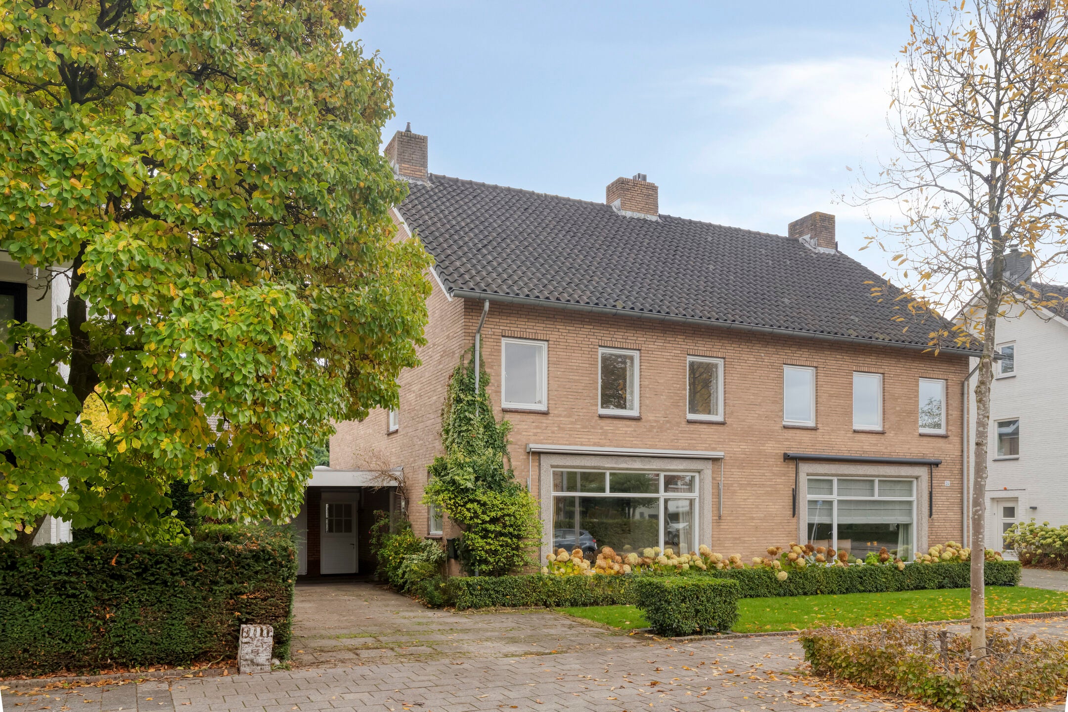 Twee-onder-één-kap te koop: Burgemeester Vissersstraat 22, Tilburg