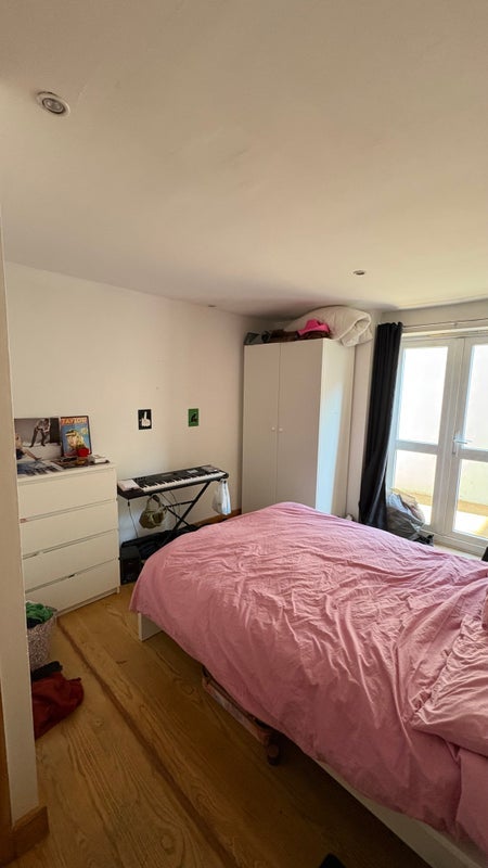 Room Tabley Road in Greater London