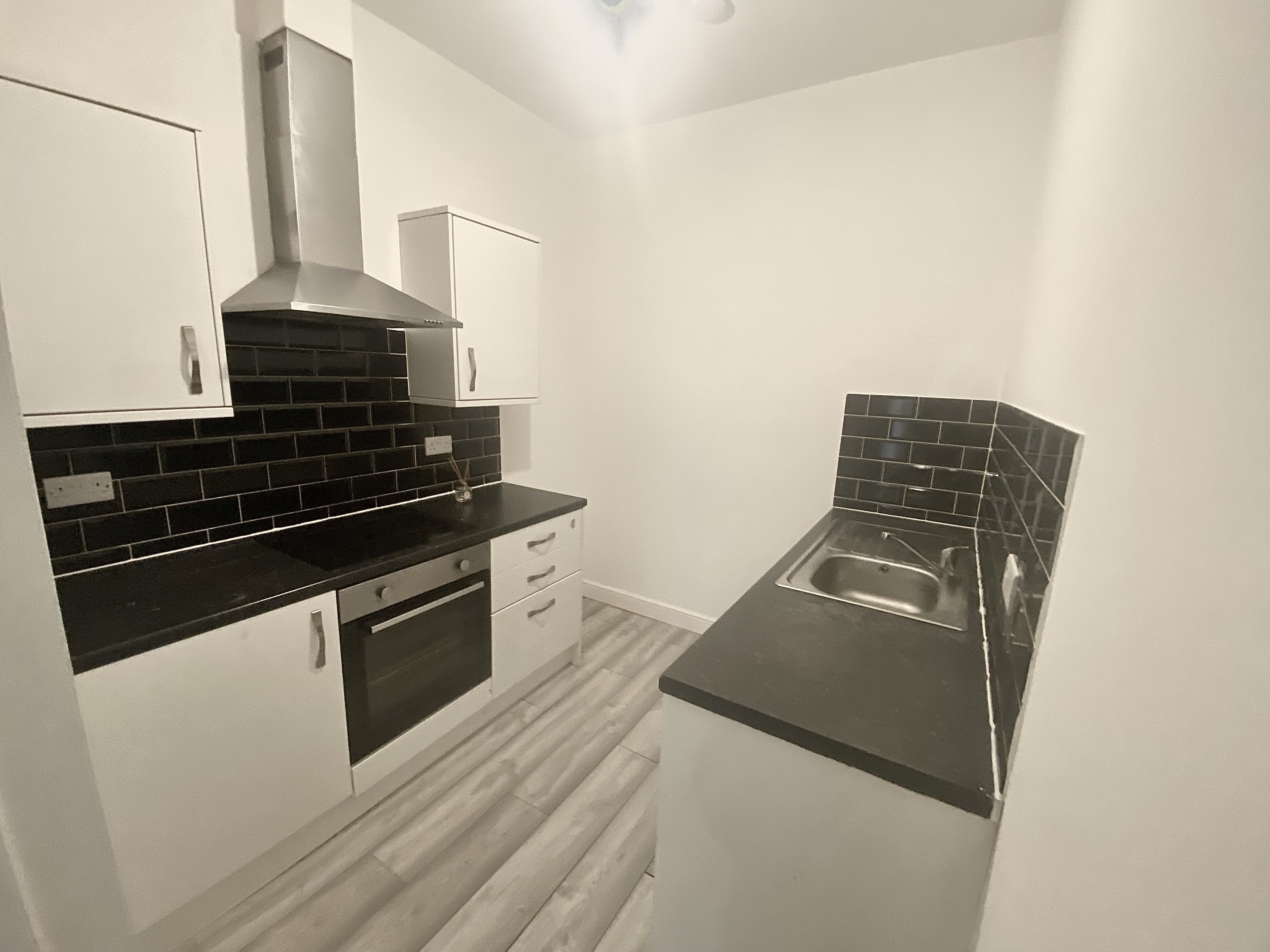 Flat Derrington Avenue in Crewe