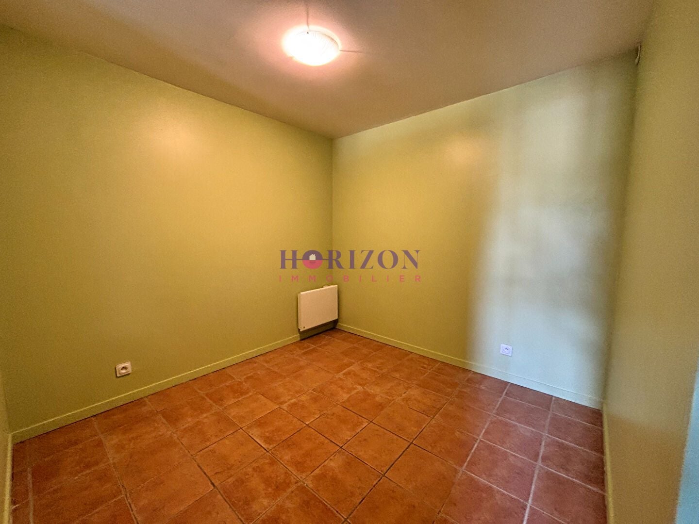 Flat Rue de Paris in La Chapelle-en-Serval