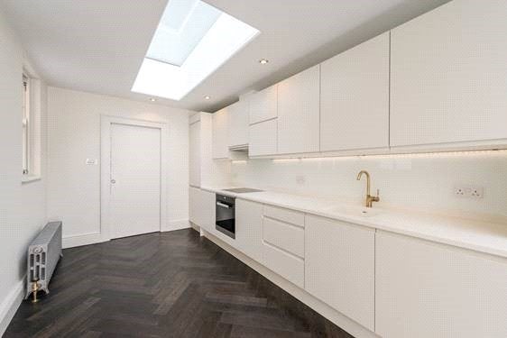 Flat Mecklenburgh Place in Greater London