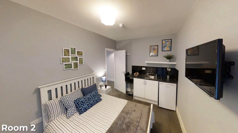 Room Pentland Avenue in Chelmsford