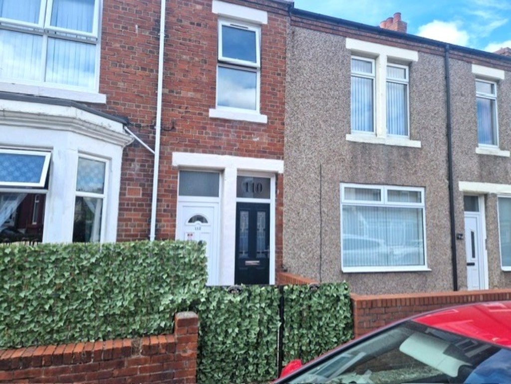 Flat Dunston Road in Whickham