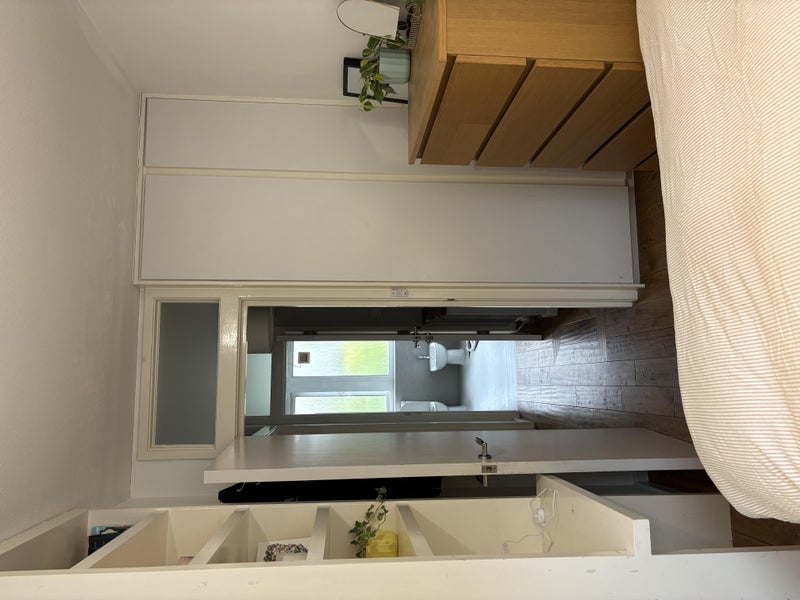 Room Thessaly Road in Greater London