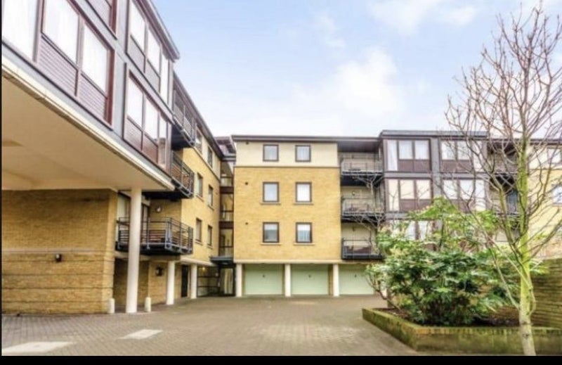 Room Managers Street in Greater London