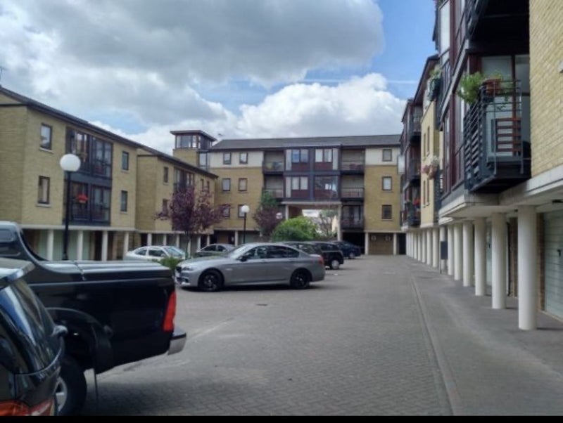Room Managers Street in Greater London