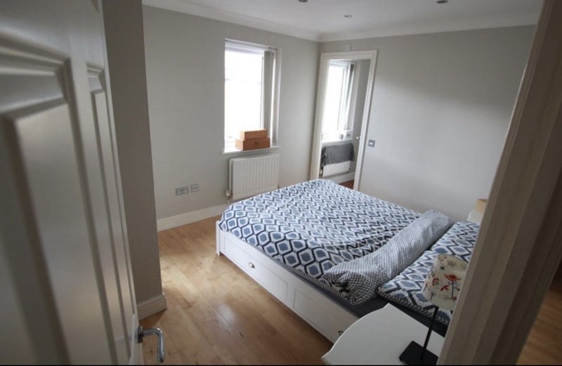 Room Managers Street in Greater London