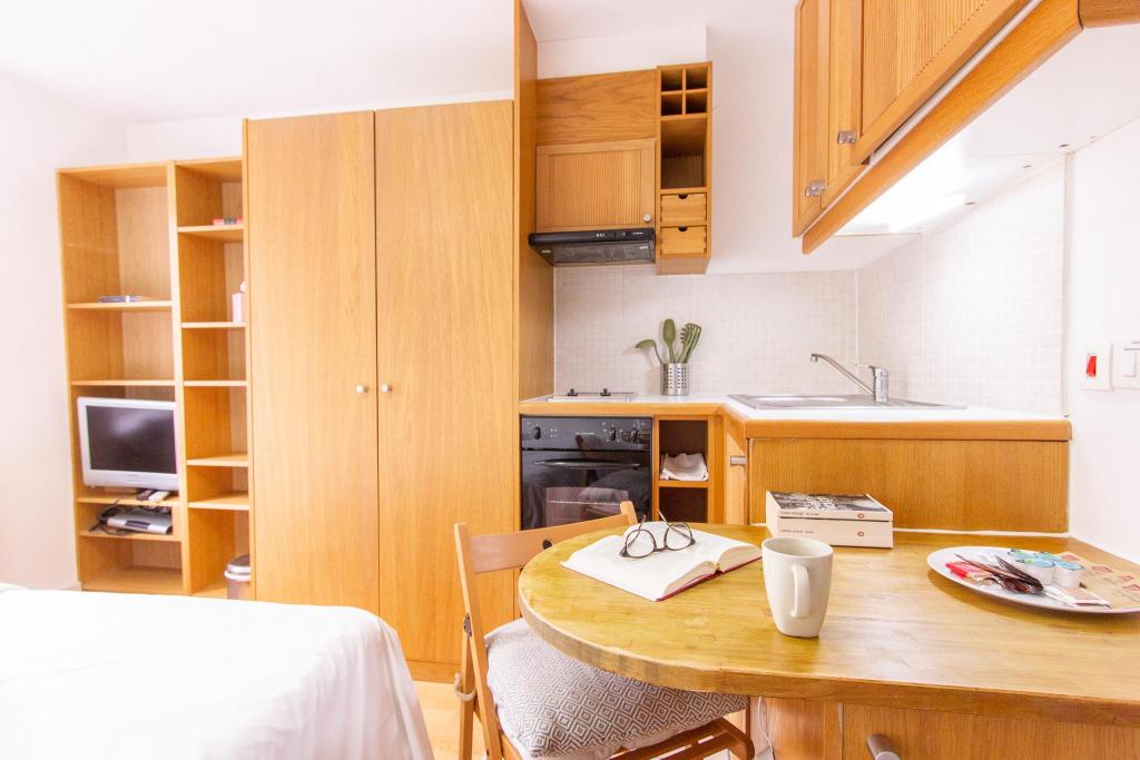Room North Gower Street in Greater London