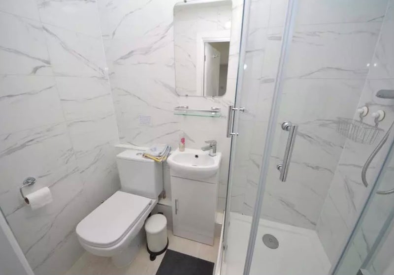 Flat Hilgrove Road in Greater London