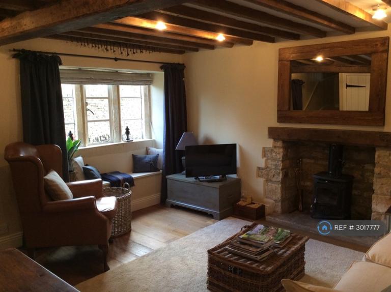 House Aston Grove in Cotswold District