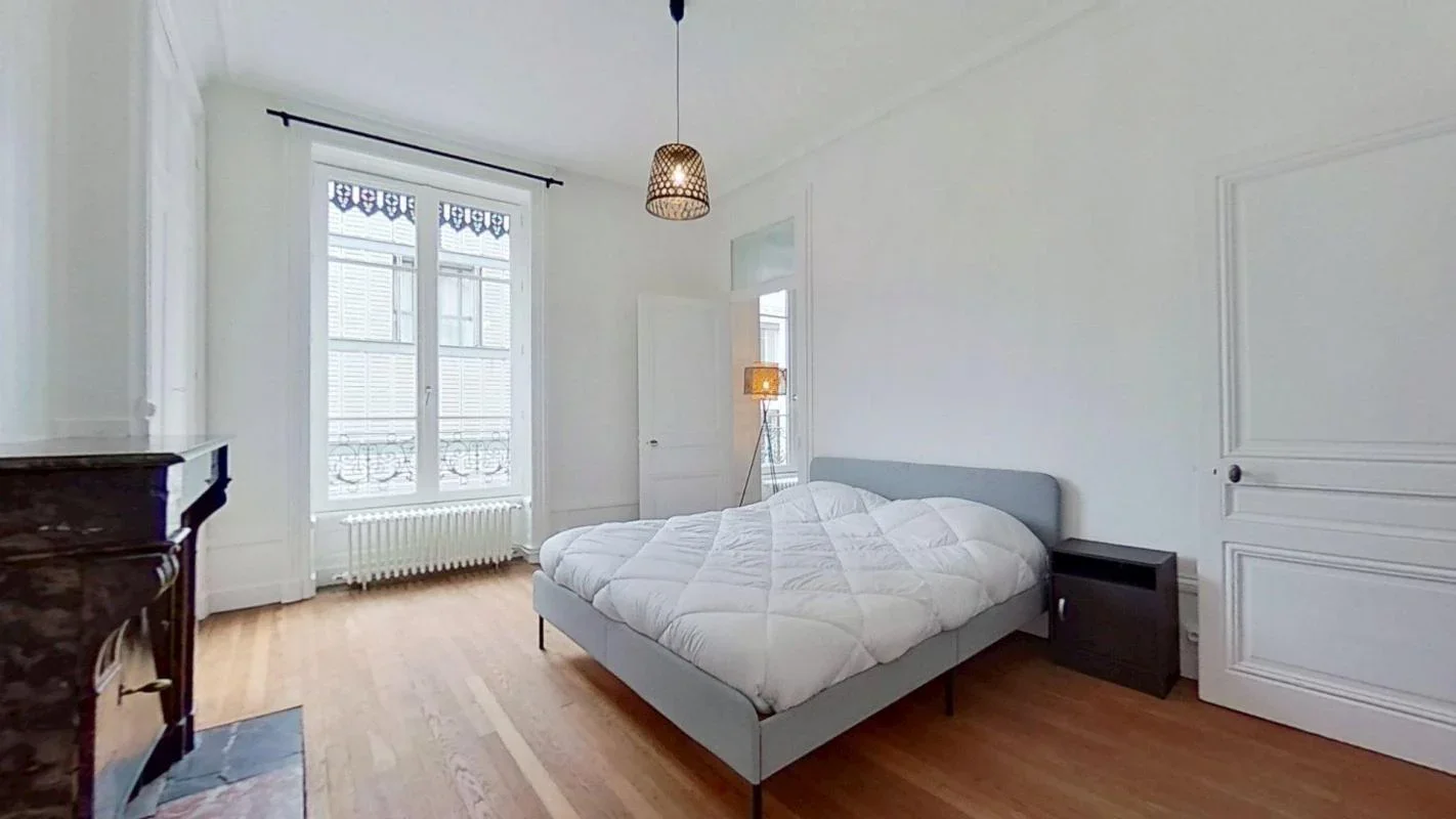 Flat Rue Vaubecour in Lyon