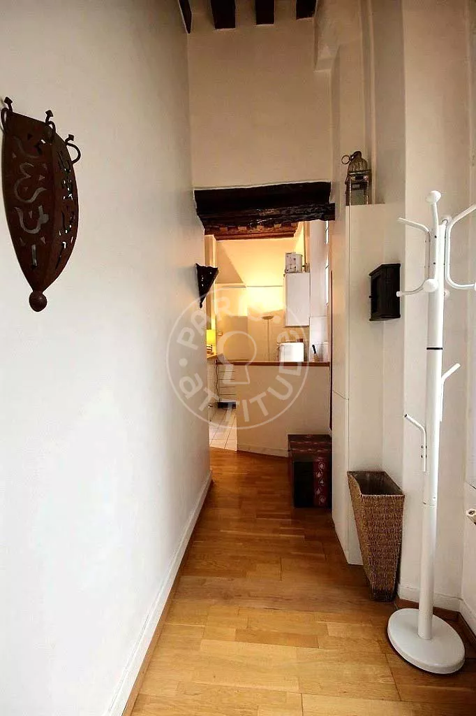 Appartement Rue des Fontaines du Temple à Paris