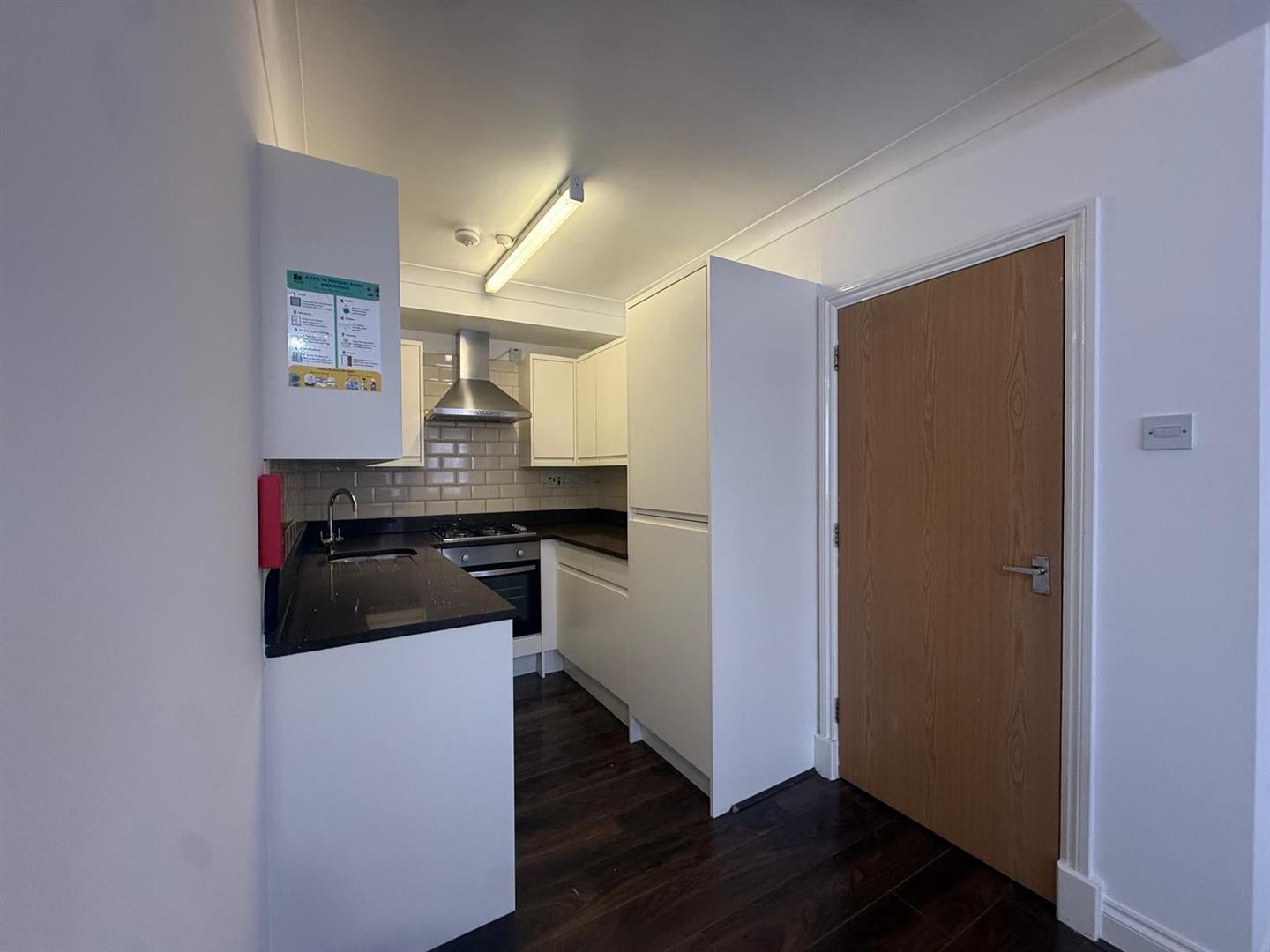 Flat Little Gearies in Greater London