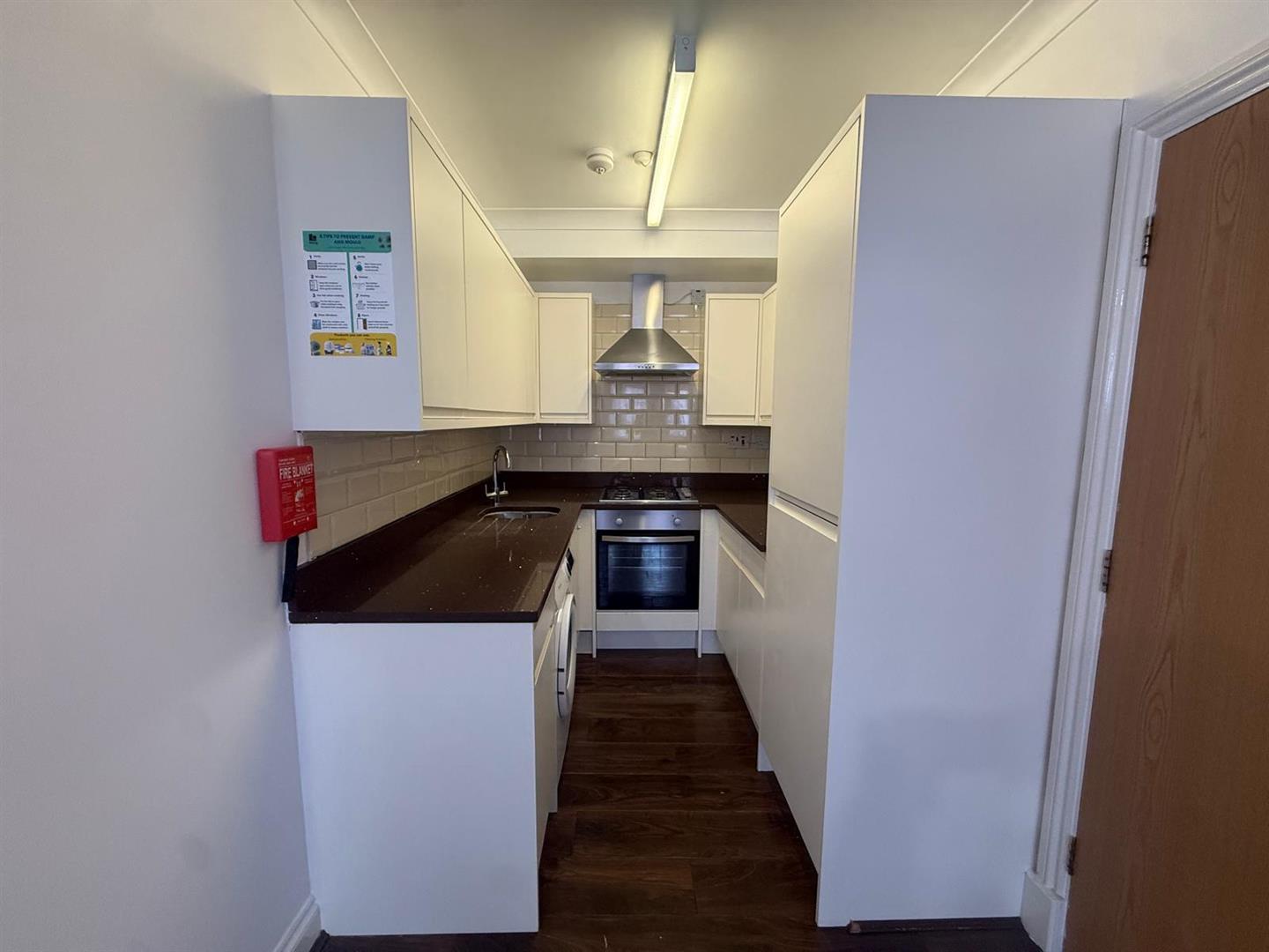 Flat Little Gearies in Greater London