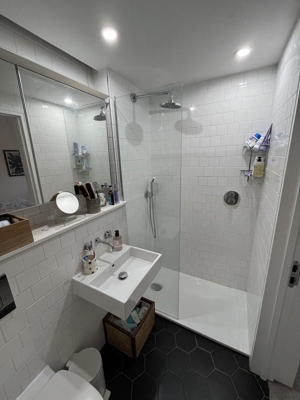 Room Pitfield Street in Greater London
