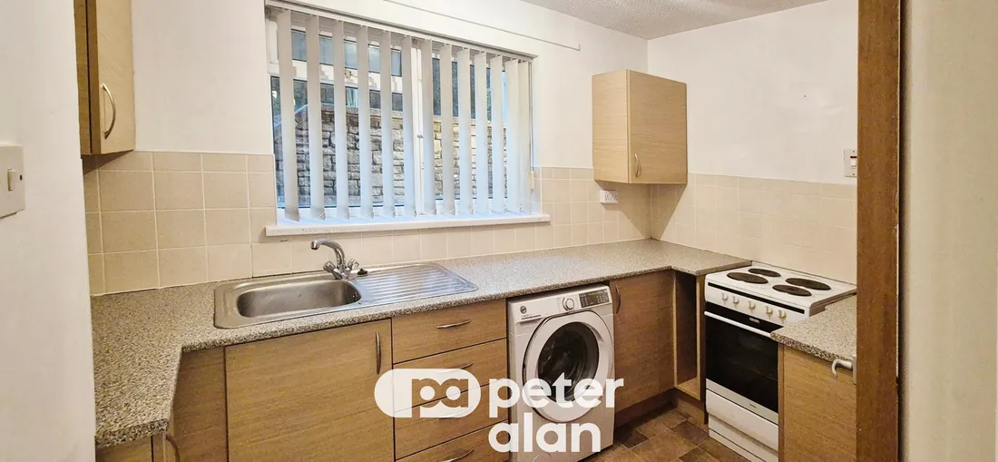 Flat Compton Road in Neath Abbey