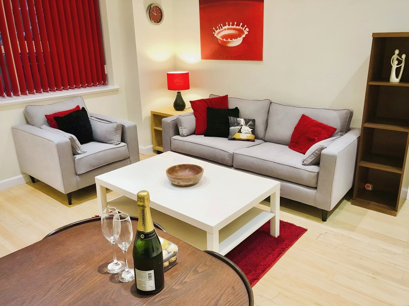 Flat Bridgewater Place in Manchester