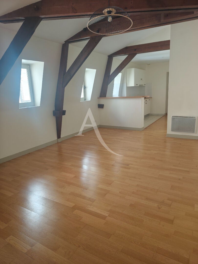 Flat Rue des Rochers in Saintes