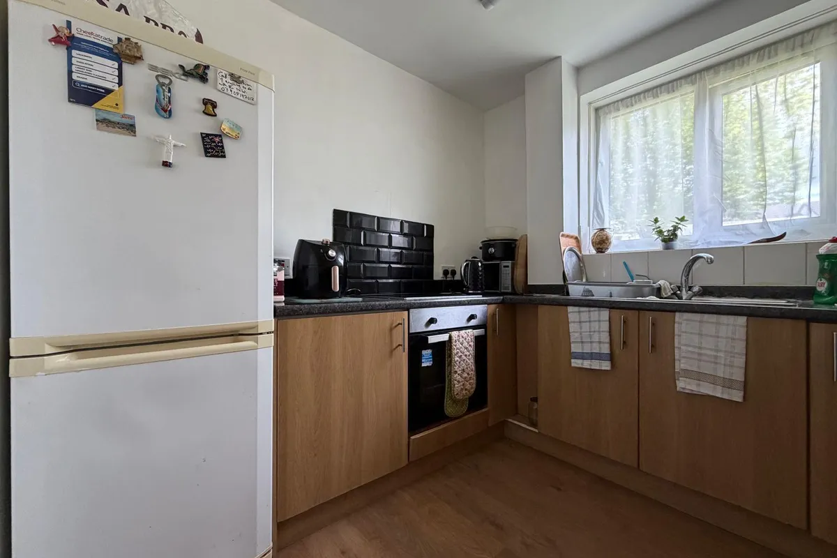 Flat Silvington Close in Birmingham