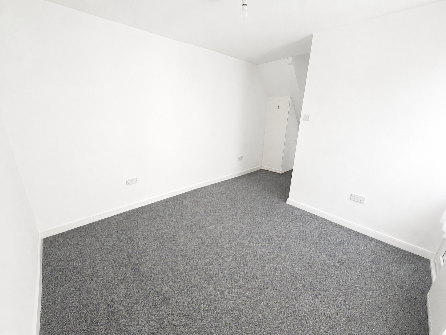 Flat Tavistock Avenue in Greater London