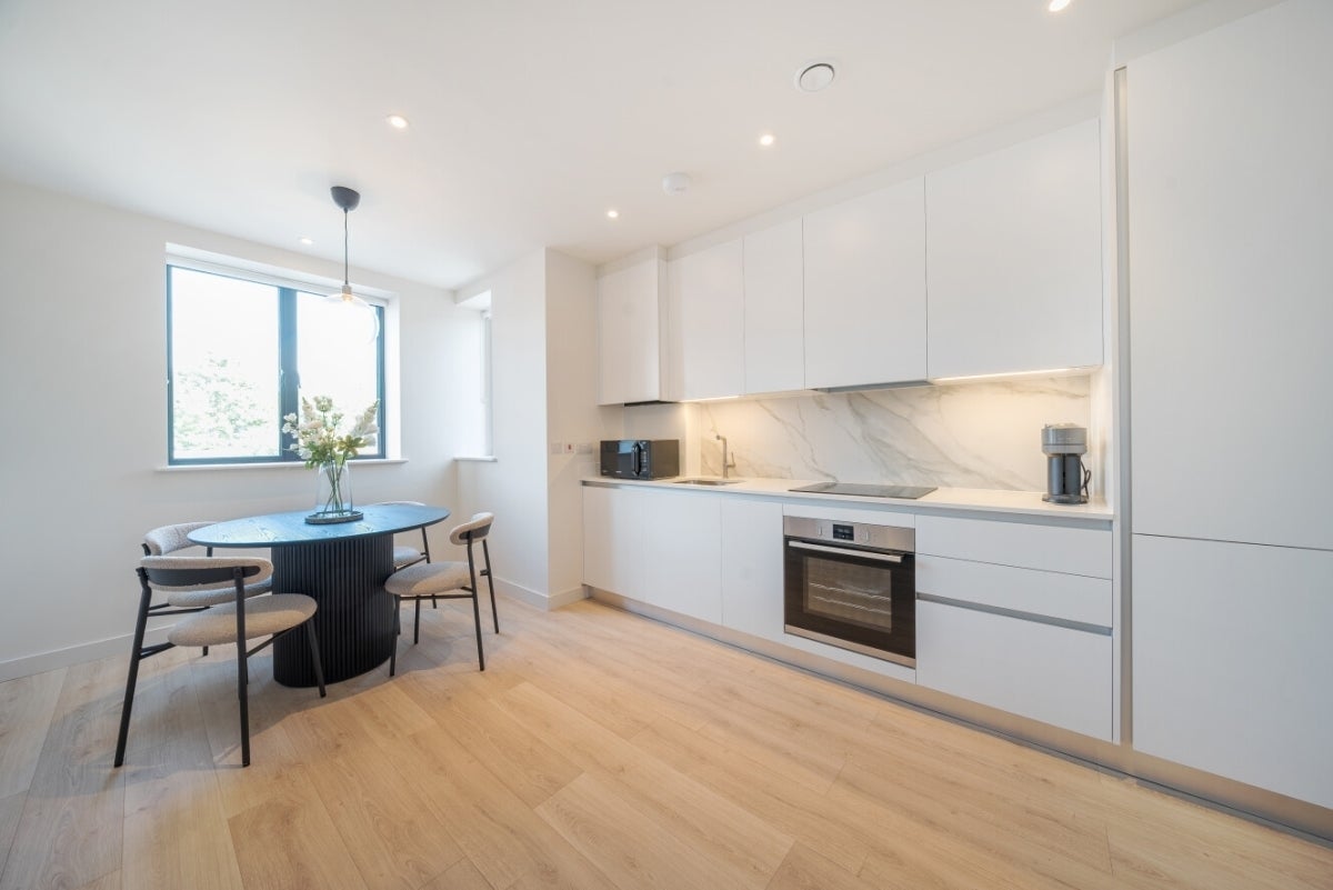 Flat Voss Court in Greater London