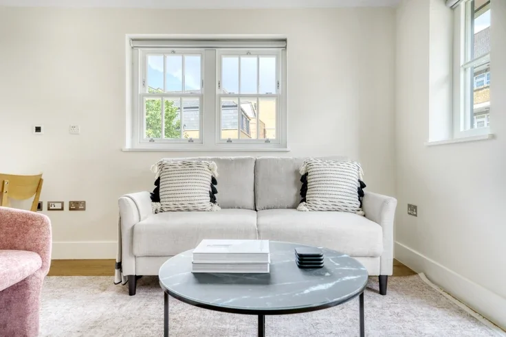 Flat Lower Marsh in Greater London