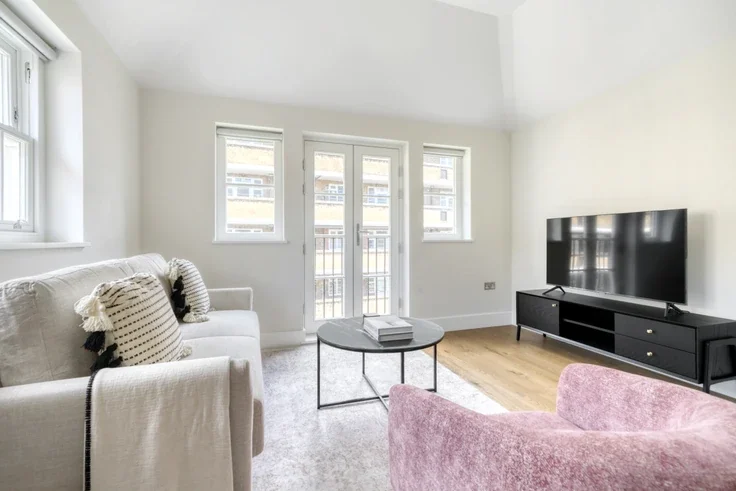 Flat Lower Marsh in Greater London