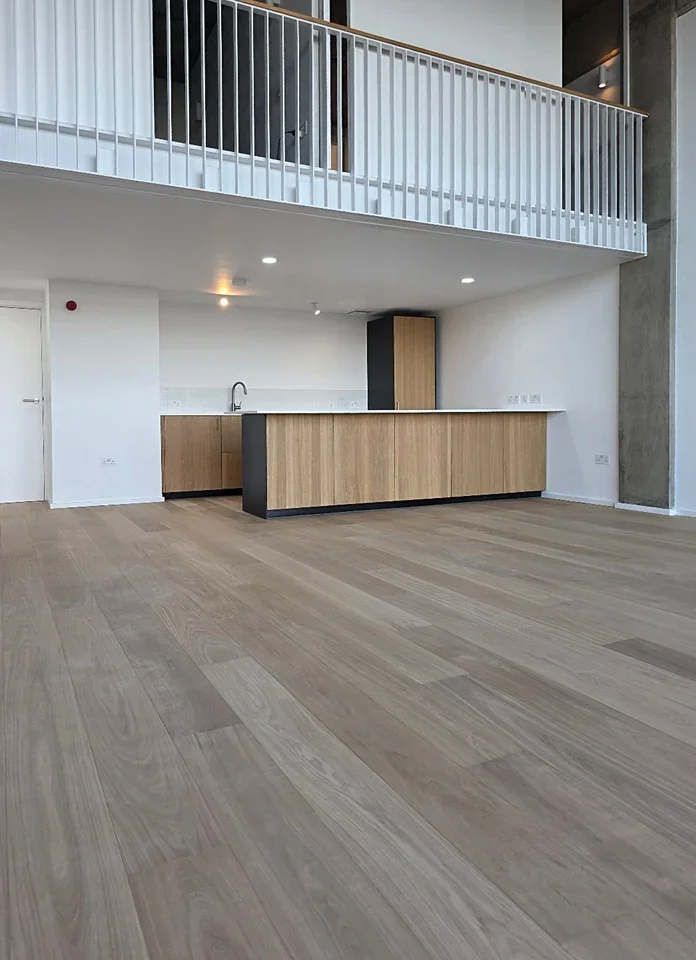 Flat Wenlock Road in Greater London